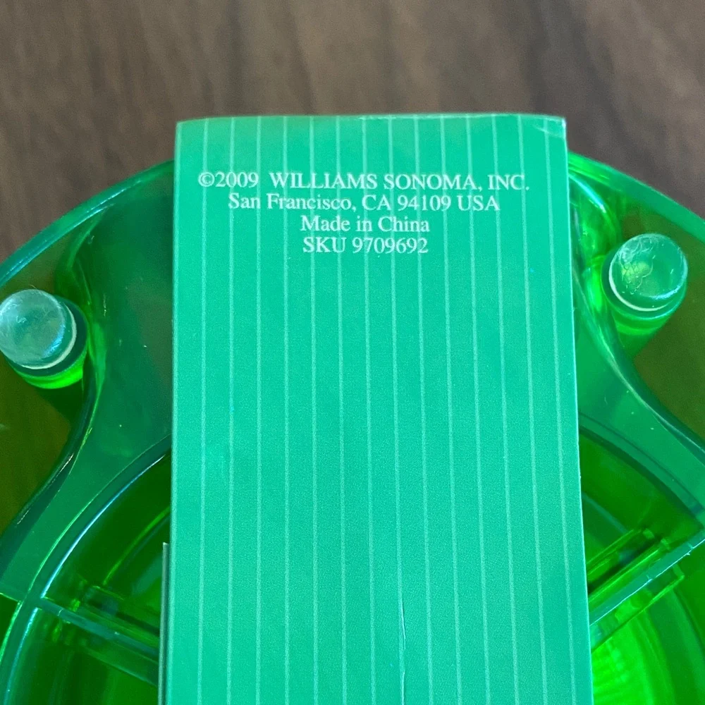 Williams Sonoma Green Citrus Wedger